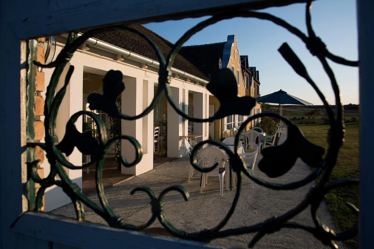 Kastel Marijeta Hotell Susara Exteriör bild